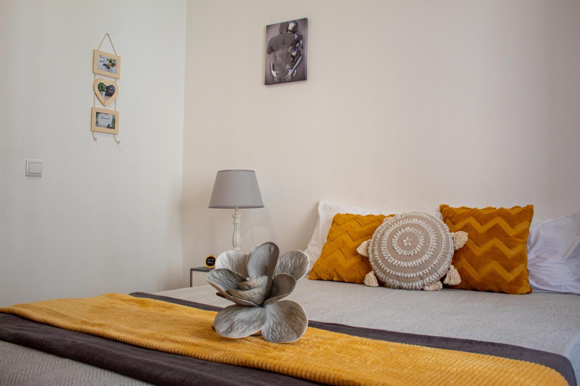 Casa Amarela - Conforto E Localizacao Central! Faro Bagian luar foto